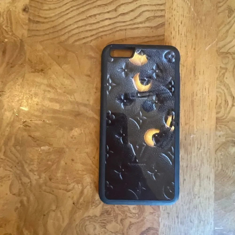 2 i phone 6s plus mobile phone covers!
